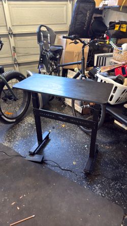 Adjustable Standing Desk 36x18
