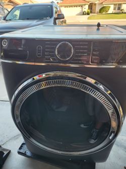 GE Profile 850 Series Front-Load Washer