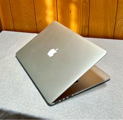 Apple MacBook Pro 15” Retina i7/16GB/500GB SSD $350