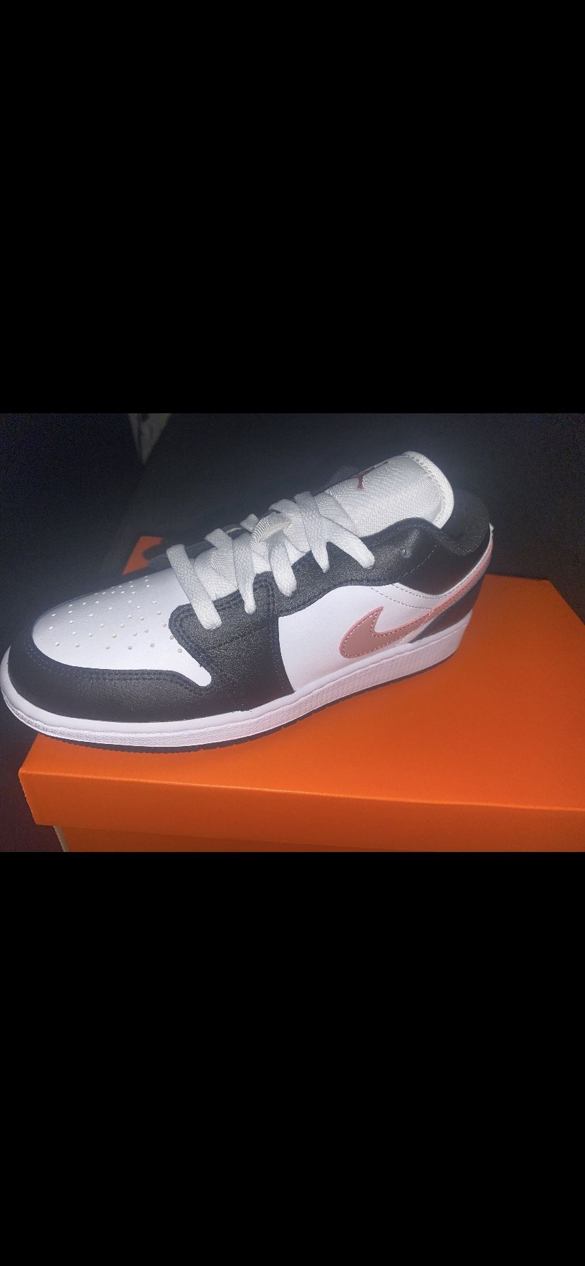 Nike Big Kid Size 5.5