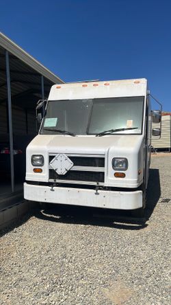 Cummings 5.9 diesel engine with 1000 Allison Transmission