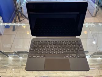 Apple Magic Keyboard 11”