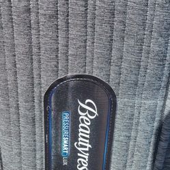 KING SIZE AND BOX SPRINS