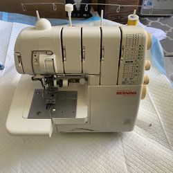 Bernina Top & Bottom Sewing Machine. L