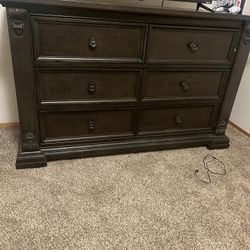 Custom Woodwork Dresser 