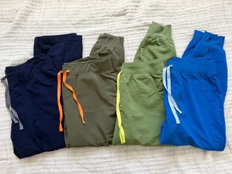 FIGS Womens Scrub Pants M/P Lot of 4 Like New Medical Nursing