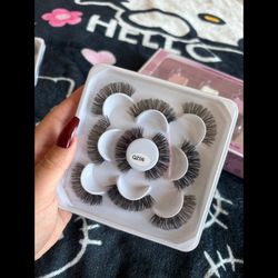 Eyelashes (10$ EACH)