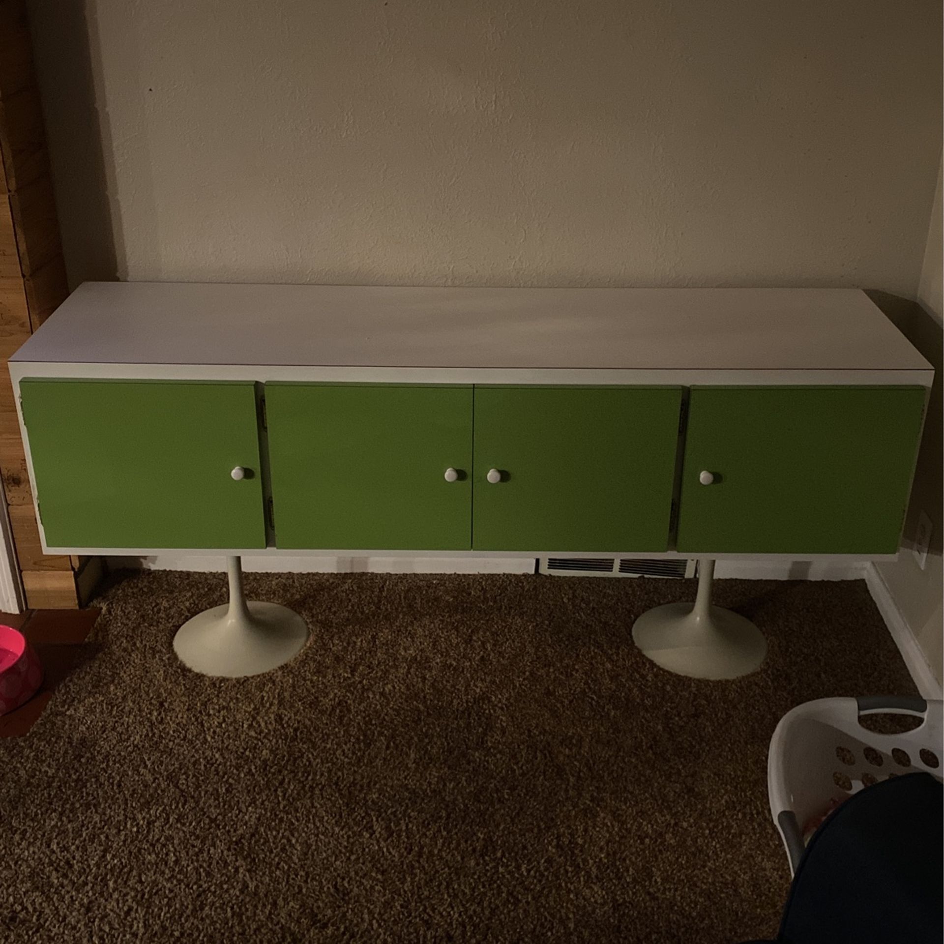 Retro/vintage Furniture Piece 