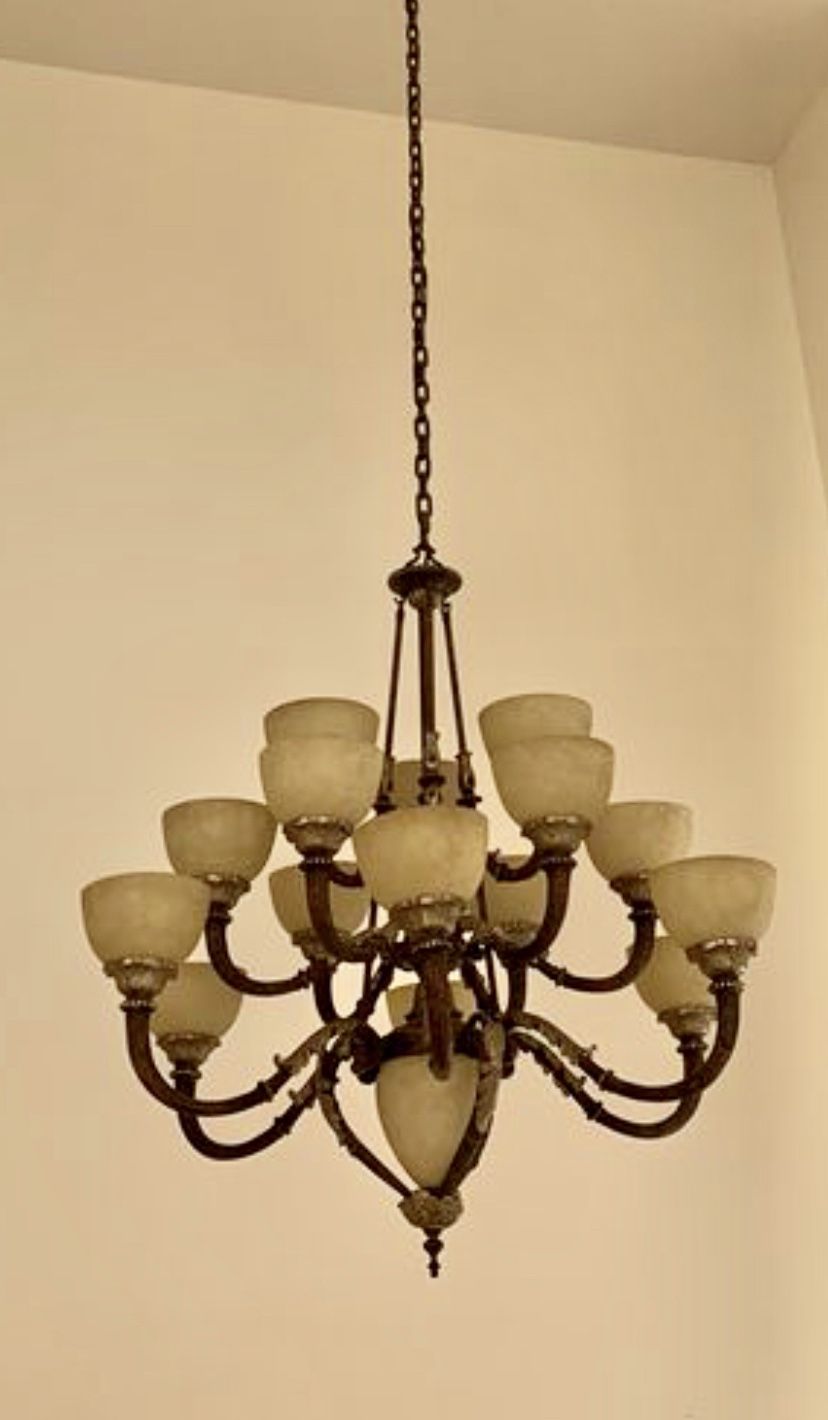 Beautiful antique large chandelier 16 lights