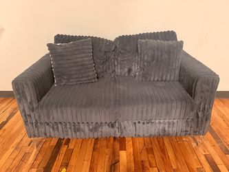 Moving sale