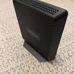 NETGEAR AC1900 WiFi Cable Modem Router C7000v2