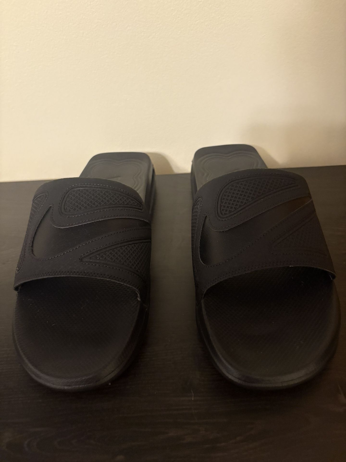  Brand New Men Nike Air Max Slides Size 12