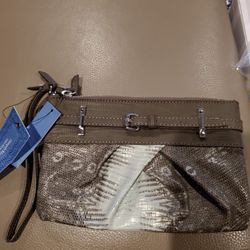 New Zippered Wristlet 