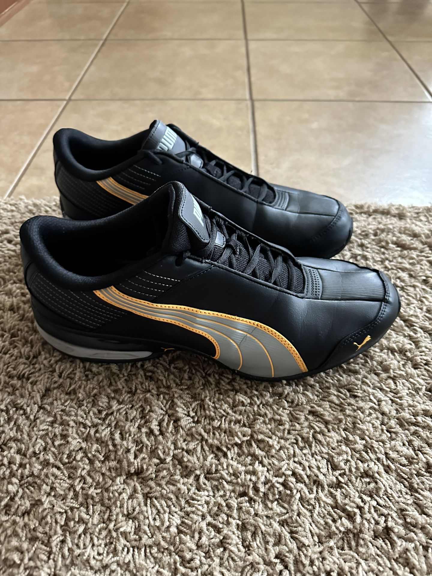 Pair Of black Puma Shies For Men Size 13 Used Twice