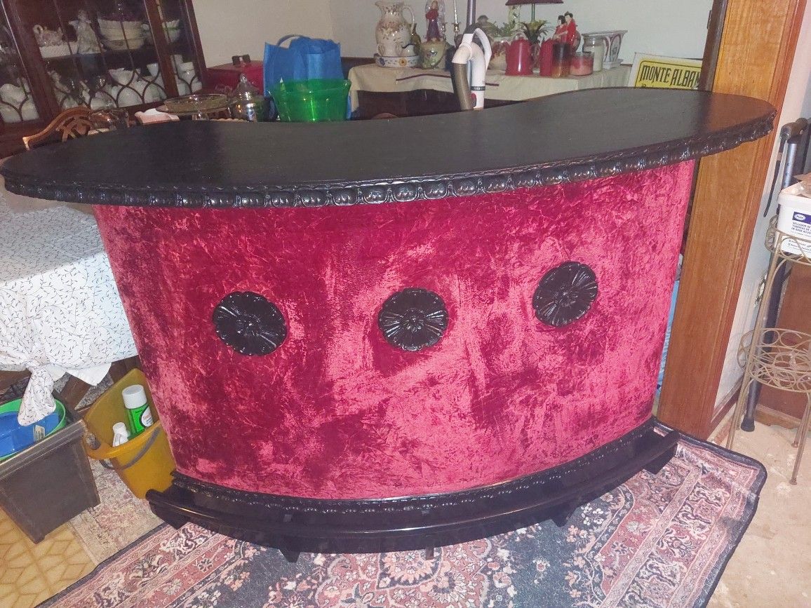 Vintage Bar