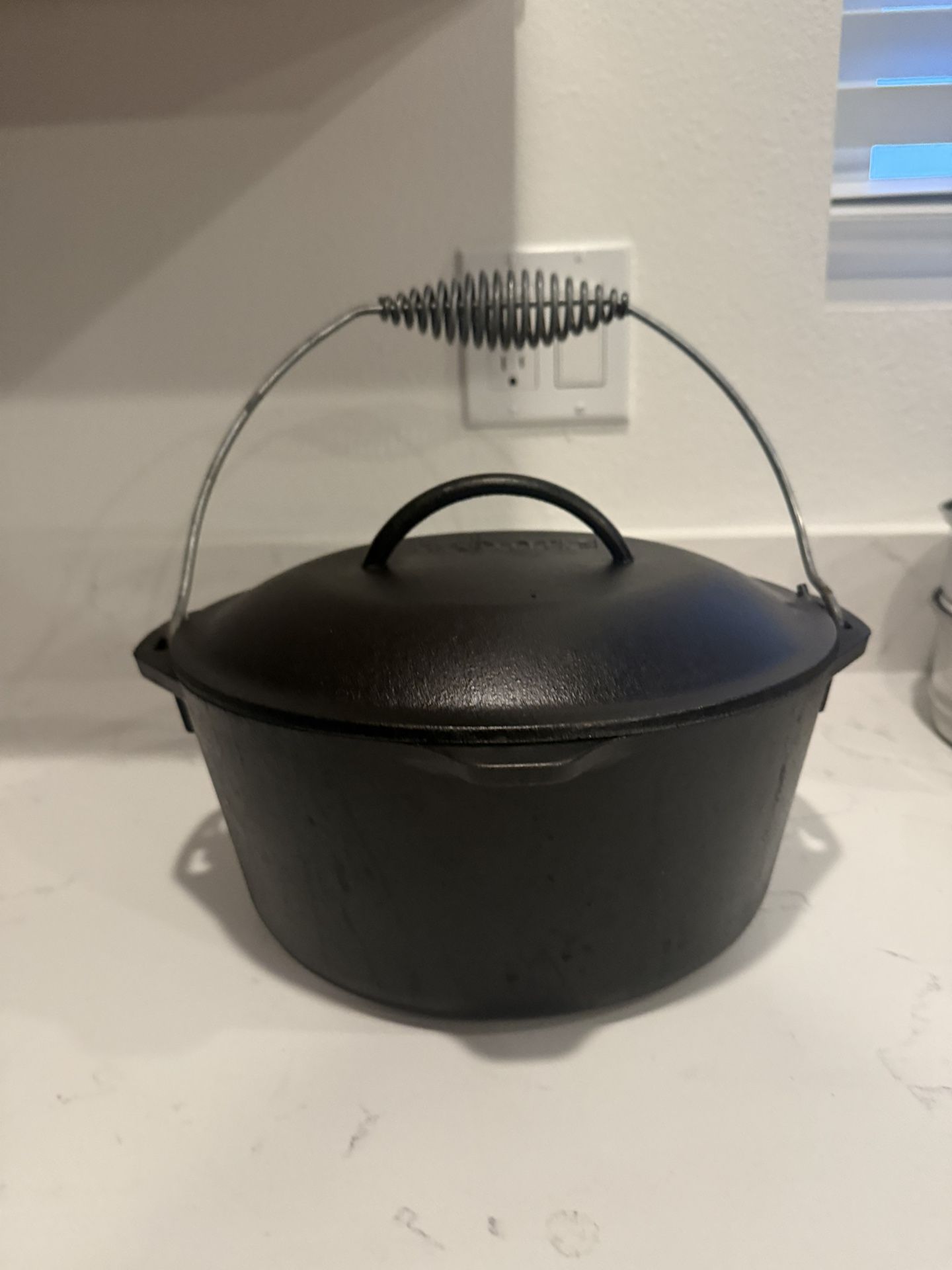 Lodge Cast Iron Stock Pot 12 Quarts 