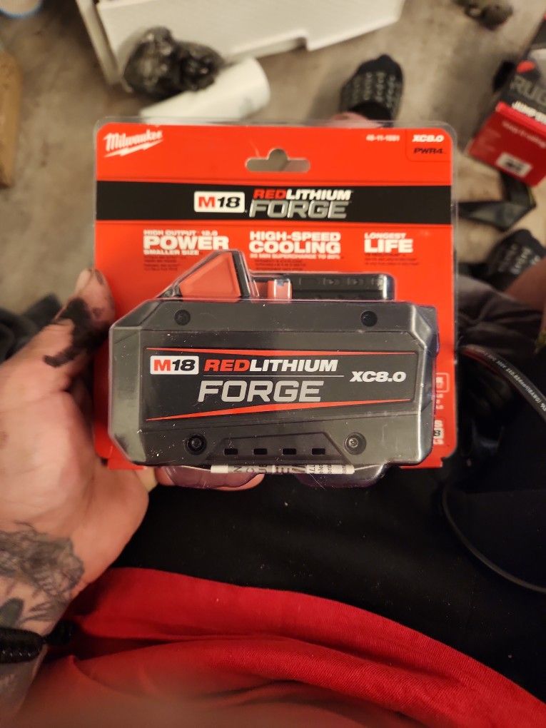 Milwaukee M18 8.0 Red Lithium Forge BRAND NEW BATTERY!