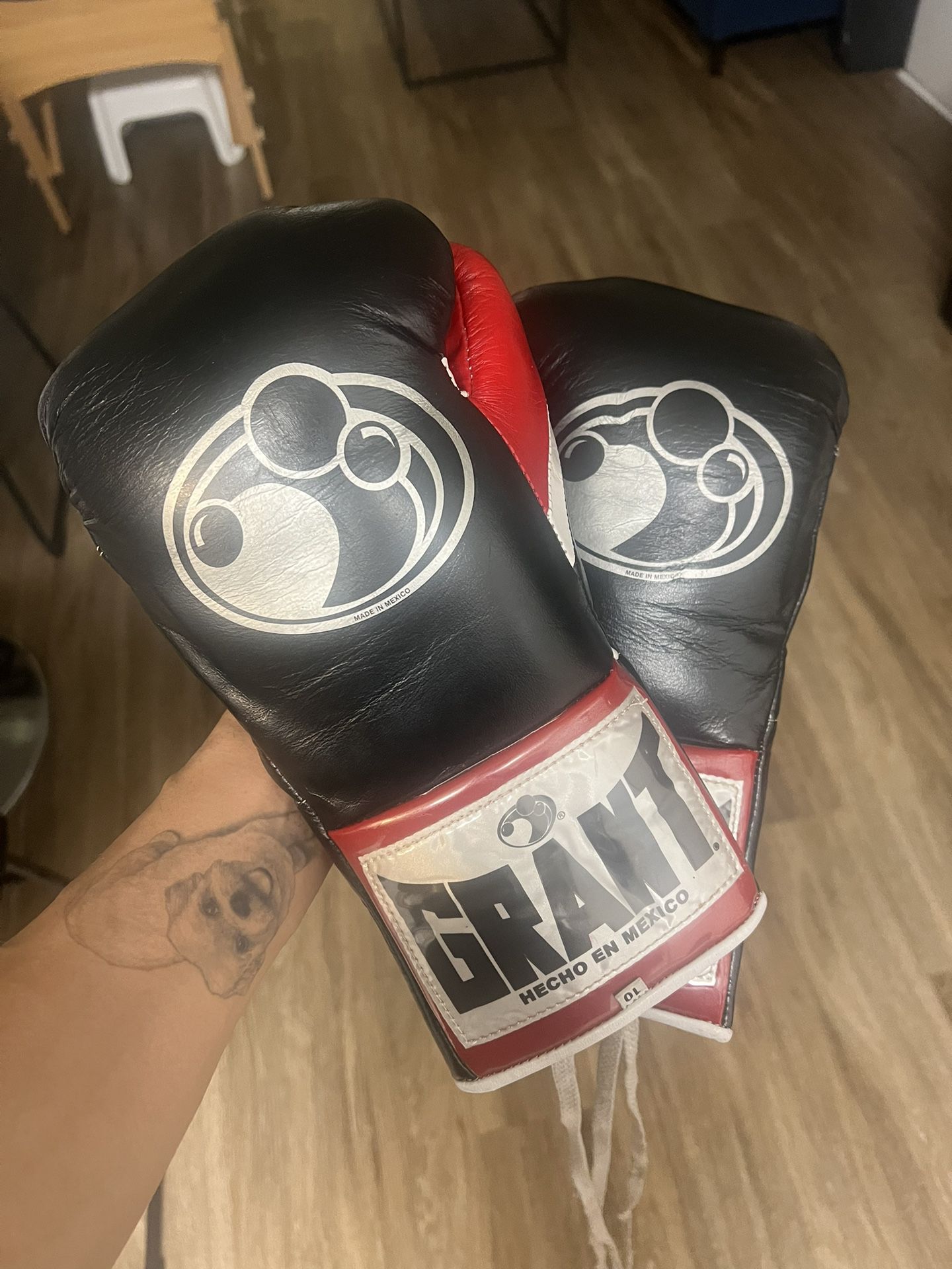 Grant Boxing - Fight Gloves 10oz