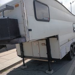Fifth Wheel Trailer It's Livable
