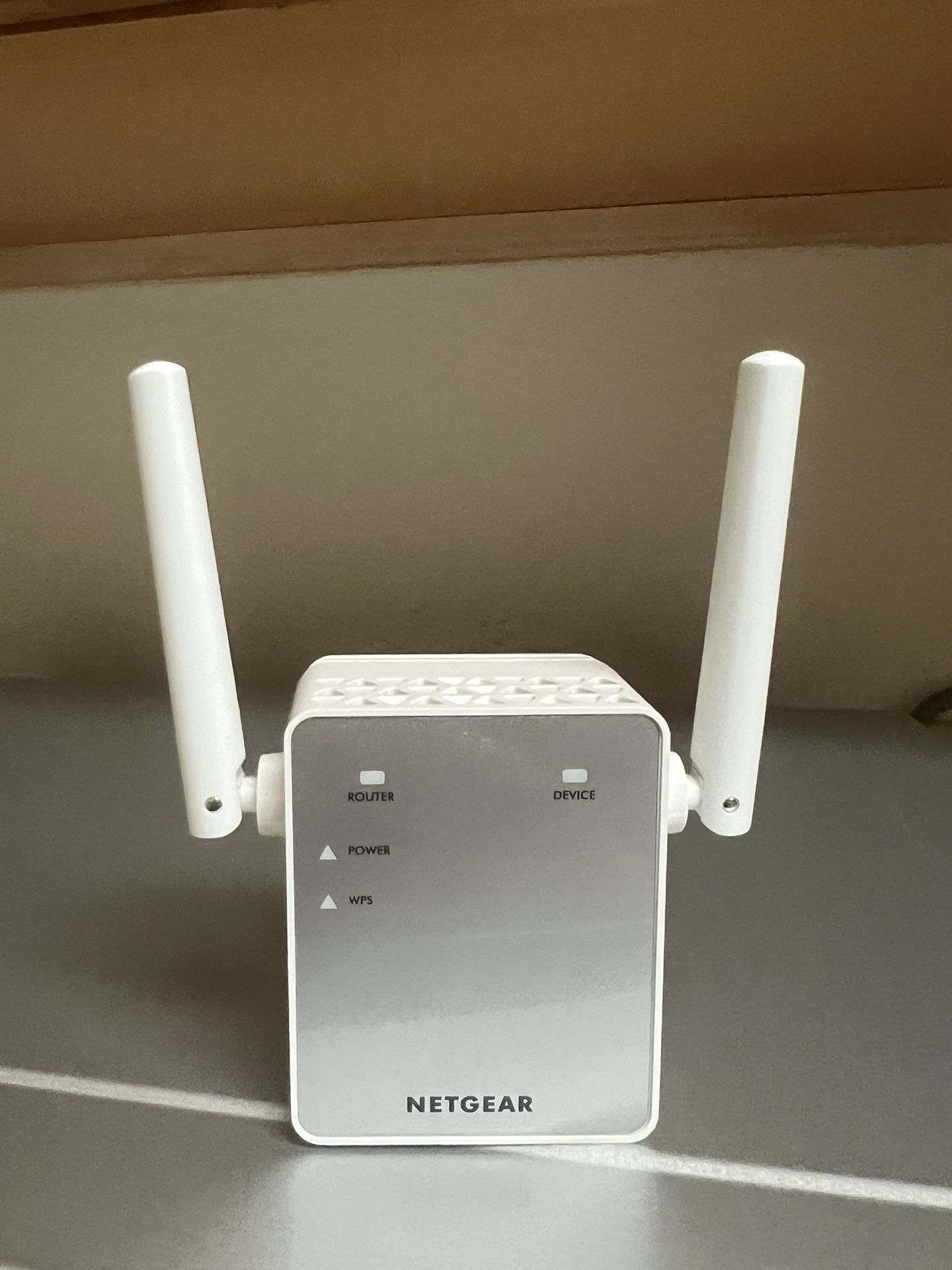 new netgear ac750 wifi range extender ex3700