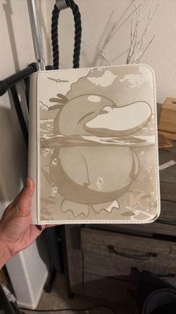 White Top loader binder Featuring Psyduck & Kanto starters