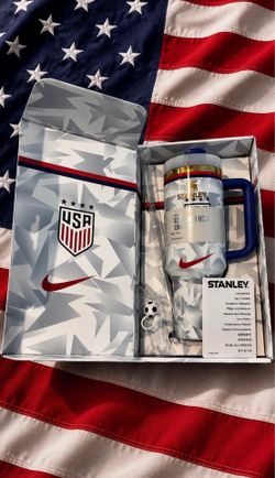 Stanley USA World Cup 2026 Soccer Limited Edition Tumbler 40oz