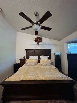 Cal King Bed Set