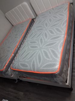 New mattress  / Se venden colchones nuevos