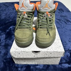 Jordan 5 Olive Size 9