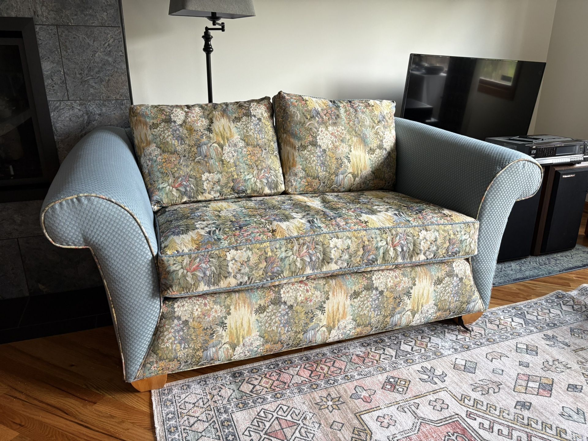 Loveseat