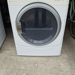 Maytag  Dryer