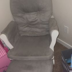 Rocking Chair 