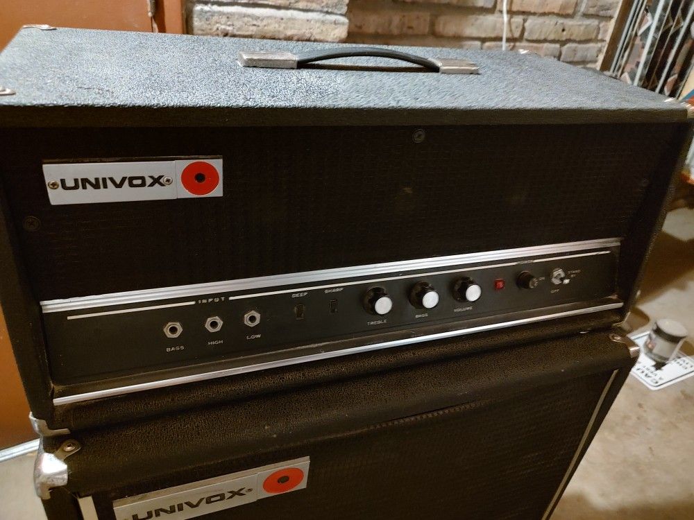 Univox 1236 Guitar Head Amp W/ Speaker Cabinet