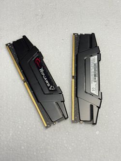 G.skill 32Gb (16x2) DDR4 3200 RAM memory