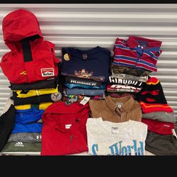 MENS TSHIRT AND JACKETS 35 PIECES FROM STORAGE UNIT FOR $100 