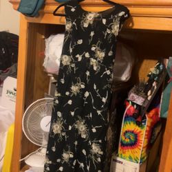 Woman’s Dress