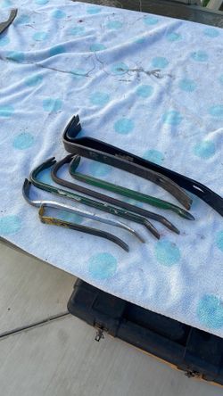 Variety of Wrecking Bars