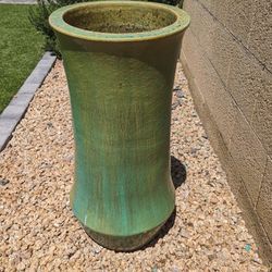 Green Trumpet style Ceramic Planter Pot 