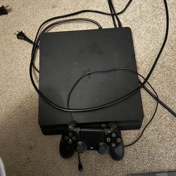 Play Station 4