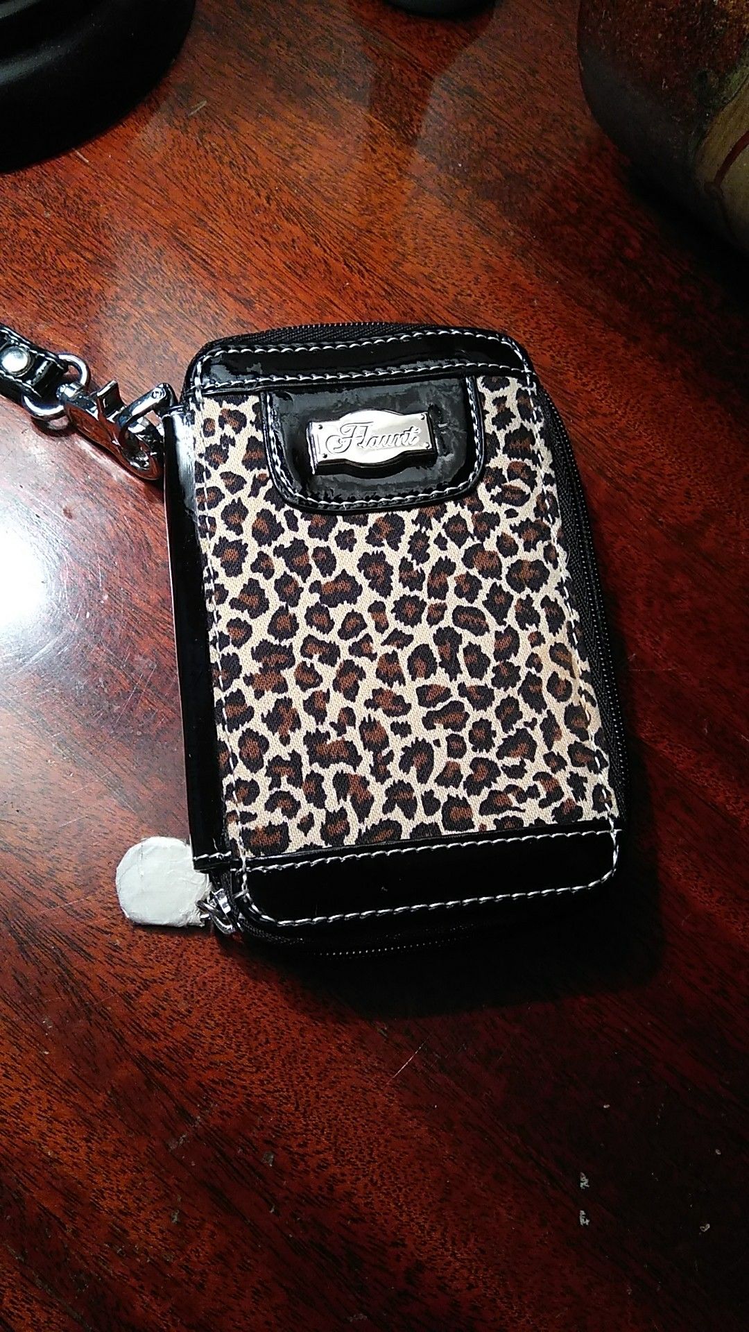 New Flaunt wristlet