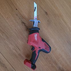 Milwaukee M18 Sawzall