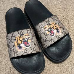 Gucci Tiger Slides 