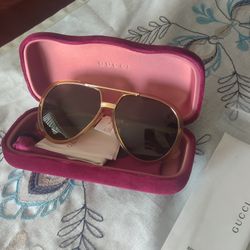 Gucci Men's 61MM Aviator Sunglasses Gold Color Brand New 