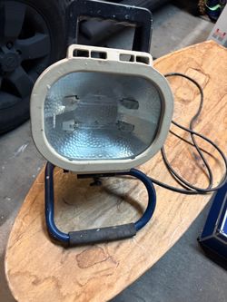 Portable Halogen Work Light with Stand