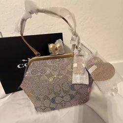 Coach Candy Crystal Kisslock