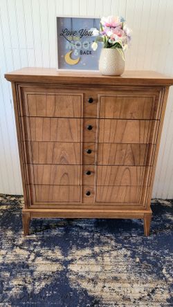 GORGEOUS DIXIE TALL DRESSER