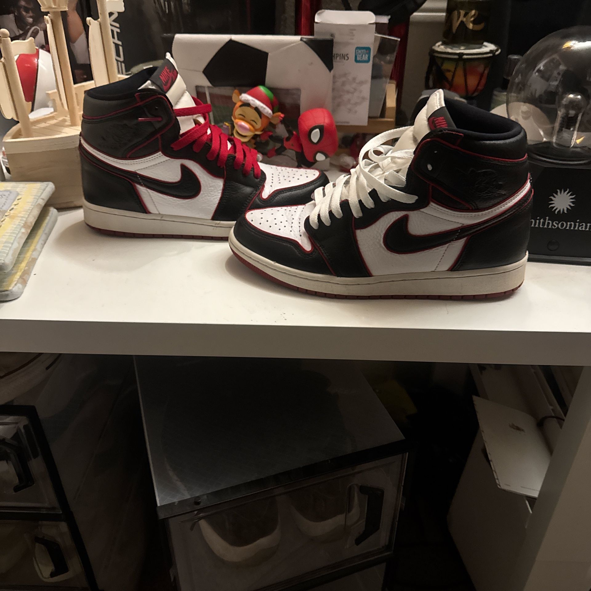 Jordan 1 Bloodlines