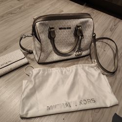 Michael Kors Purse And Wallet