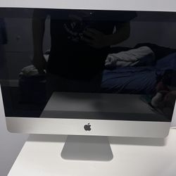 2011 Apple Desktop (Good Condition) With Keyboard 