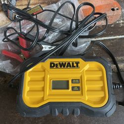 Dewalt Battery Charger 